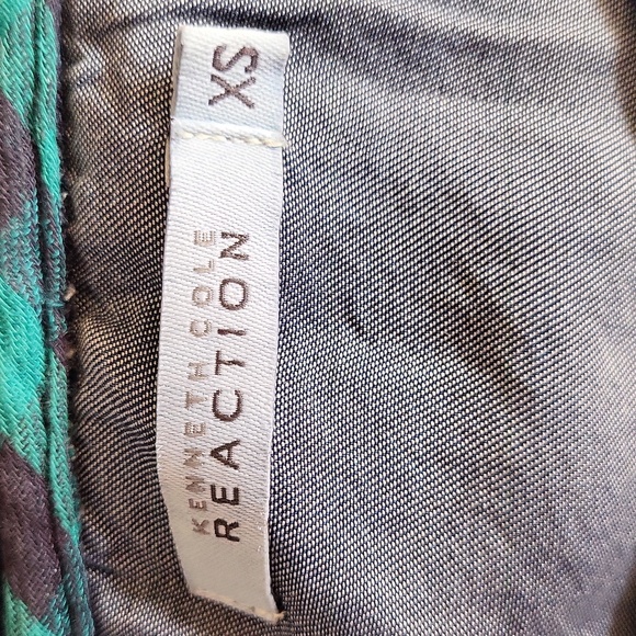 Kenneth Cole Tencel Tops - Picture 13 of 14